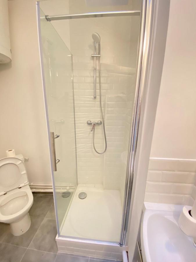 Enghien-Les-Bains : Studio Au Coeur Du Centre Ville Ngoại thất bức ảnh